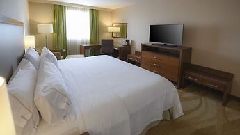 Holiday Inn Express & Suites Celaya by IHG