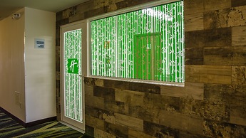 Holiday Inn Express & Suites Celaya by IHG