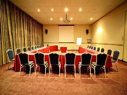 President Hotel & Conference Venue