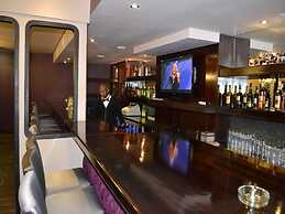 President Hotel & Conference Venue