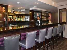 President Hotel & Conference Venue