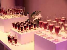 President Hotel & Conference Venue