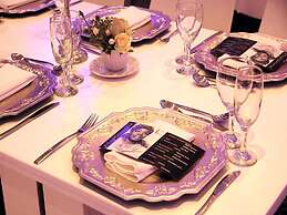 President Hotel & Conference Venue