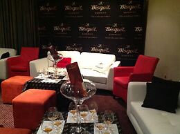 President Hotel & Conference Venue