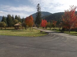 Clark Fork Lodge