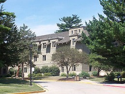 Starved Rock Lodge & Conference Center