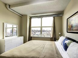 Pelicanstay near Holland Tunnel