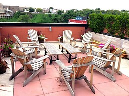 Pelicanstay near Holland Tunnel