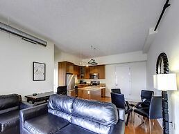 Pelicanstay near Holland Tunnel