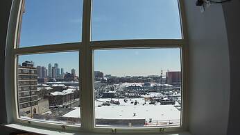 Pelicanstay near Holland Tunnel