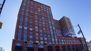 Pelicanstay near Holland Tunnel