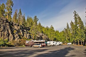 Snowflower RV Resort