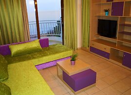 Maranton Beach Hotel