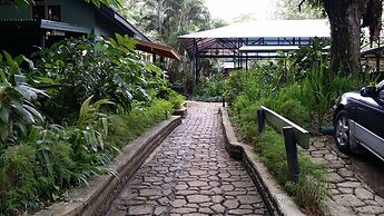 Rainforest Eco Lodge