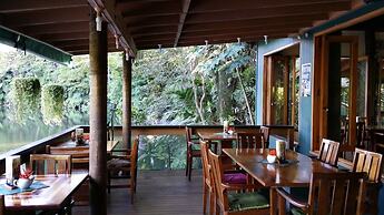 Rainforest Eco Lodge