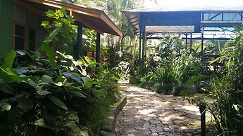 Rainforest Eco Lodge