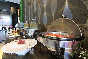 Inn residence serviced suites