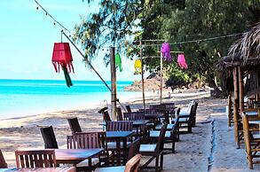 Sayang Beach Resort