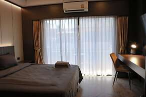 Max Residence