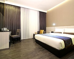 e.City Hotel at OneCity