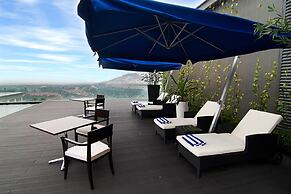 e.City Hotel at OneCity