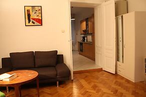 GoVienna Homelike City Apartment