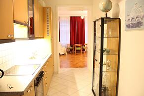 GoVienna Homelike City Apartment