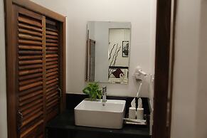 Golden Orchid Angkor