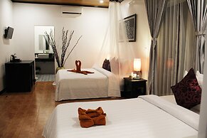 Golden Orchid Angkor