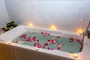 Golden Orchid Angkor