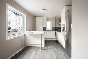 Enter Tromsø Apartment Hotel