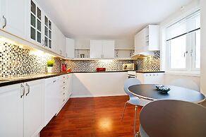 Enter Tromsø Apartment Hotel