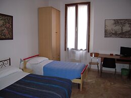 Riva Reno GuestHouse