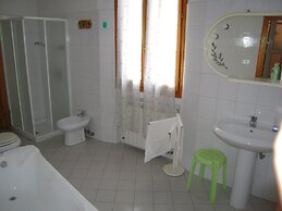 Riva Reno GuestHouse