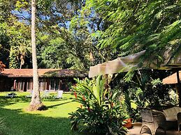 Pousada Praia da Crena