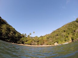 Pousada Praia da Crena