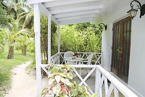 Tingum Village Hotel