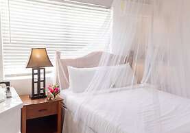 Tingum Village Hotel