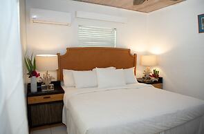 Tingum Village Hotel