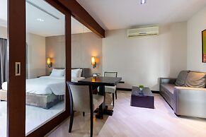 Sukhothai Hotel and Residence