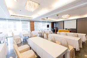 Sukhothai Hotel and Residence