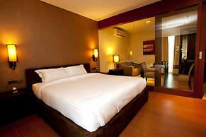 Sukhothai Hotel and Residence