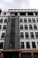 Sukhothai Hotel and Residence