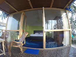 Neptune Point Hill Cottages