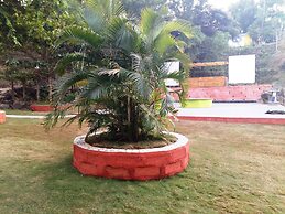 Neptune Point Hill Cottages