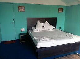 Neptune Point Hill Cottages