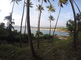 Neptune Point Hill Cottages