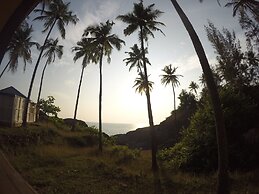 Neptune Point Hill Cottages
