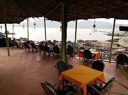 Neptune Point Hill Cottages