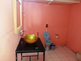 Neptune Point Hill Cottages